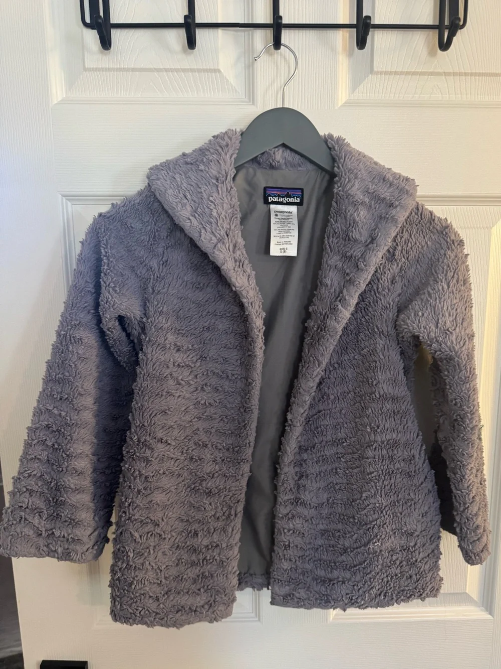 Patagonia Kids' Gray Fuzzy Jacket Size Small/8